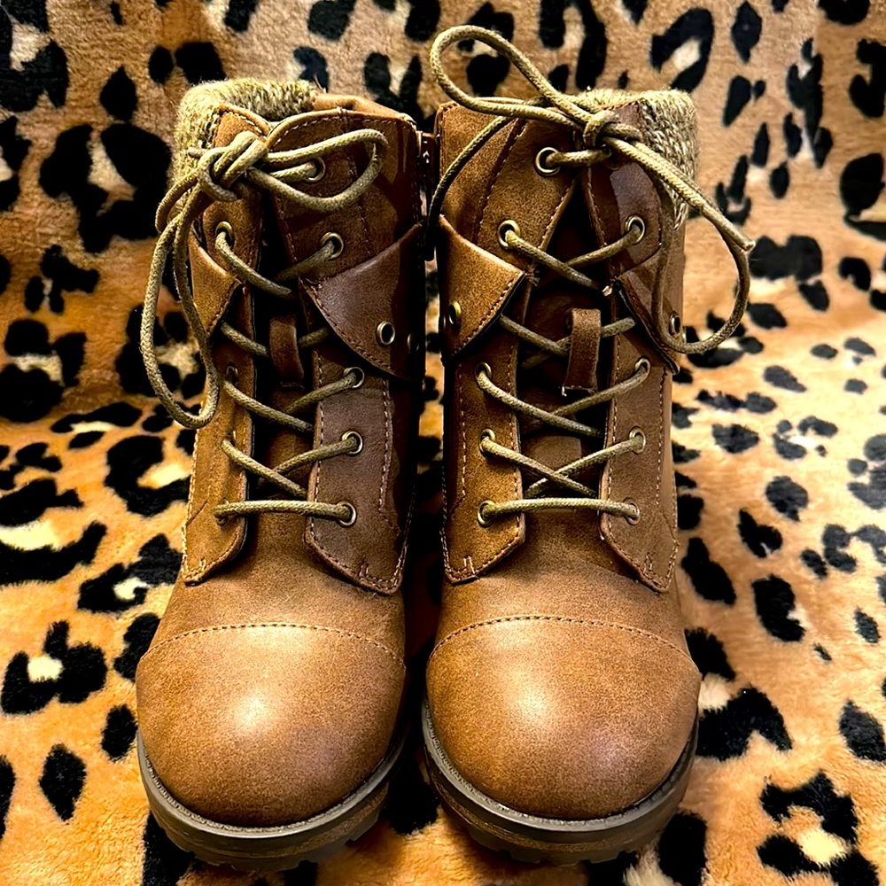 SARAH-JAYNE JOCELYN BOOTS SIZE:13 BROWN